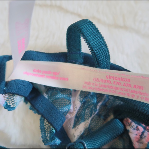 SOLD!!!VS Pink push up bra racer back wire free Size S - Picture 5 of 5